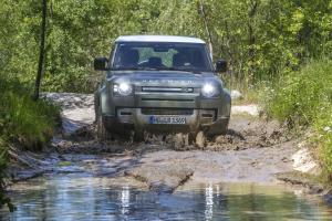Land Rover Defender 110 D240 S Urban Pack 2020 года  (WW)